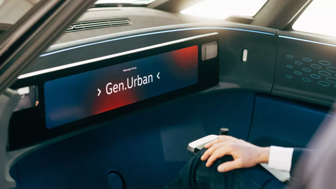 Anhand des Prototyps „Gen.Urban“ möchte Volkswagen erforschen, wie Menschen ihre Zeit in einem selbstfahrenden Fahrzeug verbringen