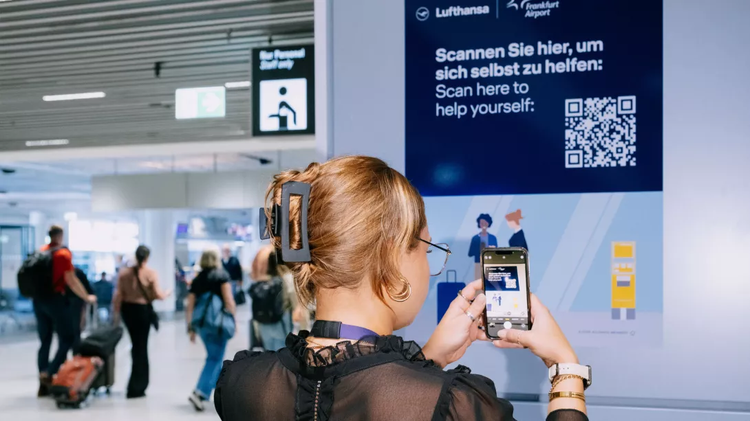 Nutzung digitaler Services via QR-Code-Scan.