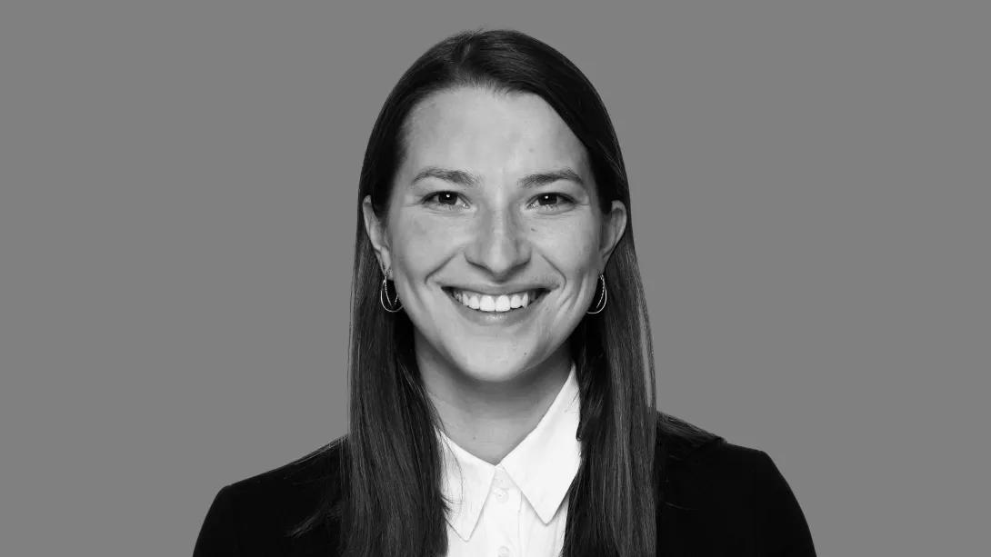 Viviane Weinstabl, Associate Analytics Consultant